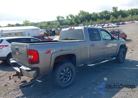 2014 Chevrolet Silverado 2500Hd Ltz z USA, uszkodzony, nr VIN 1GC1KYEG5EF164352